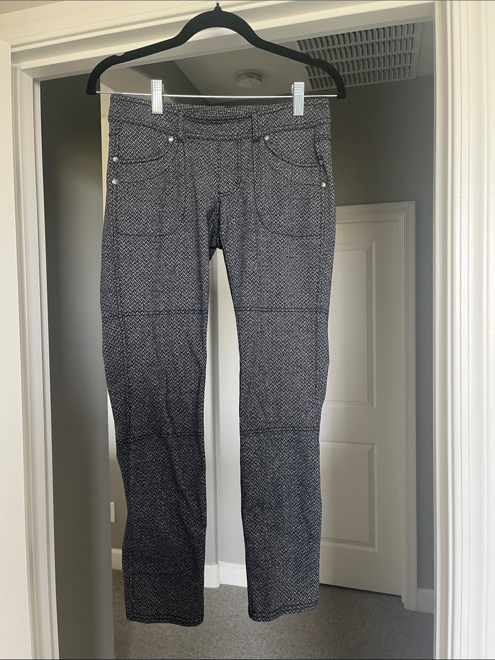 Athleta Black & White Herringbone Straight-Leg Pants
